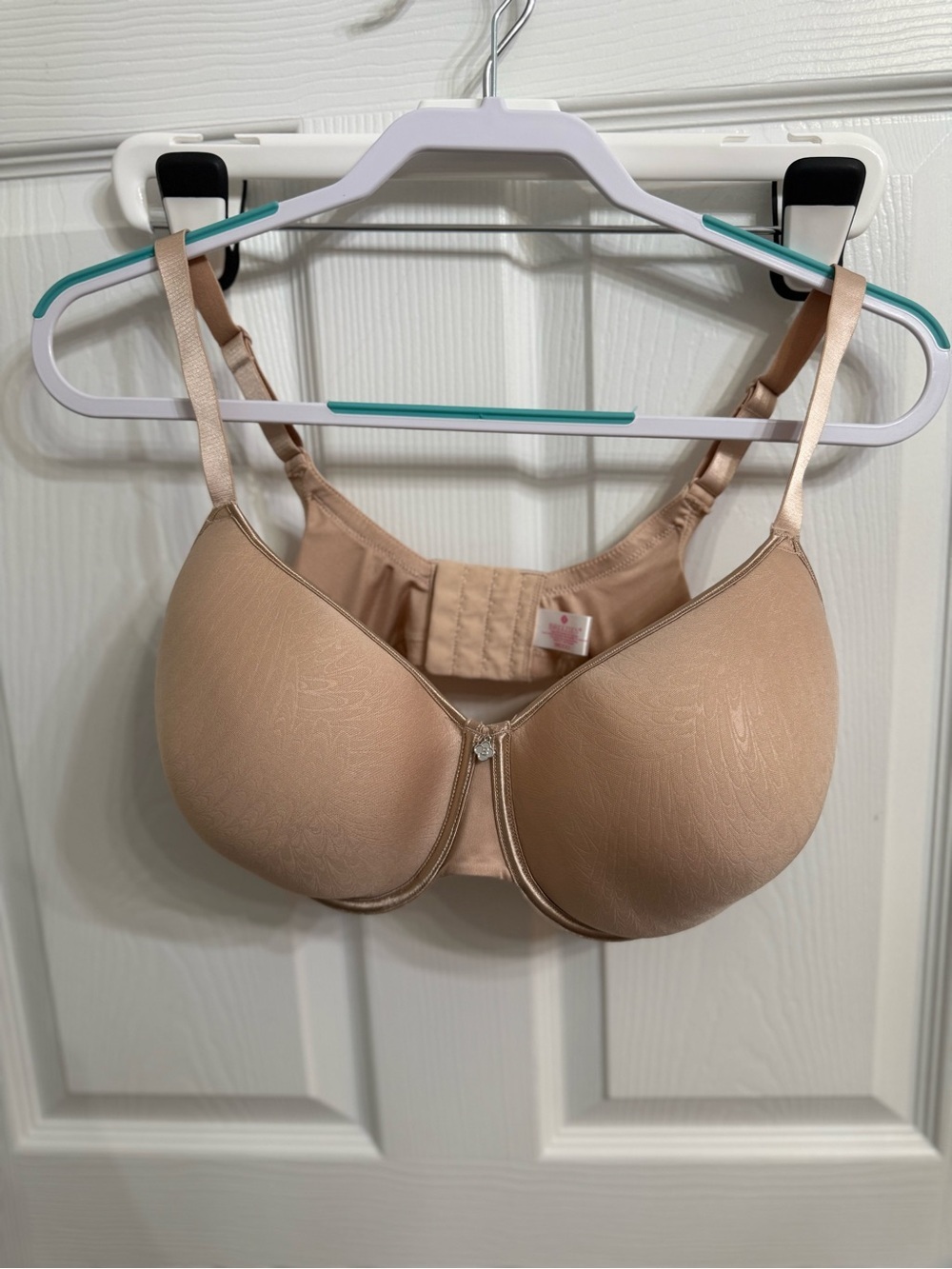 Breezies 38DDD Underwire T Shirt Bra Nude Beige Smooth Cups Full Coverage